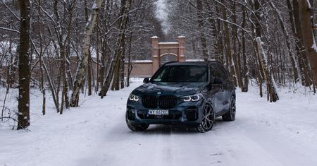 Test: BMW X5 xDrive 45e - właśnie tak godzi się dziedzictwo oraz obecne trendy