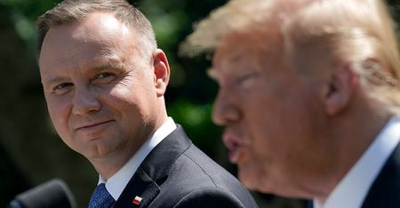 Polska i USA podpisały wspólną deklarację o 5G, czyli jak potulnie zostać wasalem (opinia)