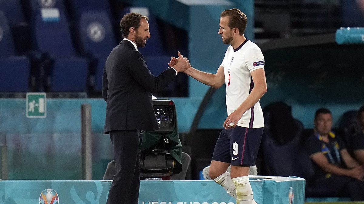 PAP/EPA / Alessandra Tarantino / POOL / Na zdjęciu:  Gareth Southgate i Harry Kane