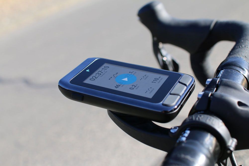 RF-1 to licznik, GPS i światło rowerowe w jednym 2