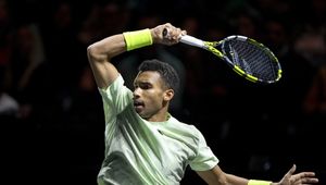 Obrońca tytułu pokonał legendę. Młody Francuz kontynuuje udany powrót