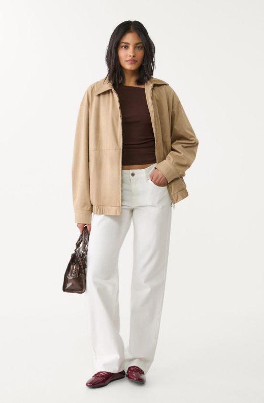 Białe jeansy Stradivarius