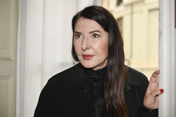 Przeprowadziła eksperyment. Ktoś ranił ją nożem