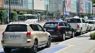 Takie samochody kupują Polacy. Pokazali raport. Padł rekord