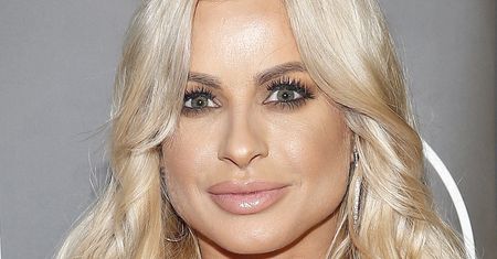 Paula Tumala miała na sobie tylko czarne bikini z siateczką. Więcej odsłaniało, niż zasłaniało