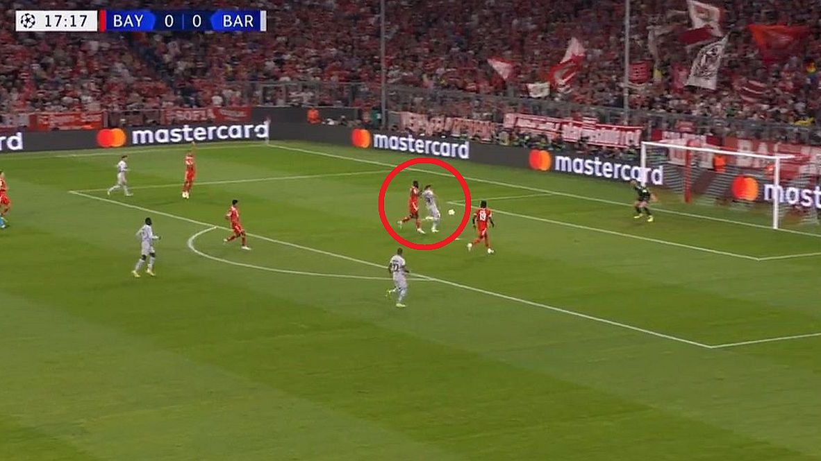 Twitter / twitter.com/polsatsport/ / Szansa Lewandowskiego w meczu Ligi Mistrzów Bayern - Barcelona