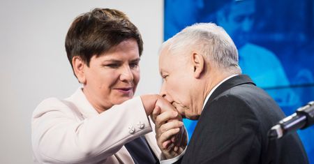 Szydło o nowych programach PiS. "Trzeba wypromować modę na rodzinę i dzieci"