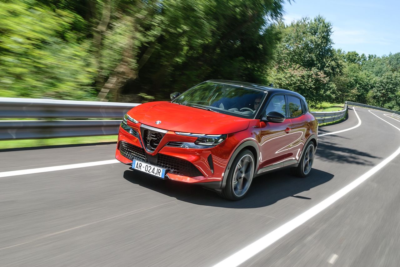 Pierwsza jazda: Alfa Romeo Junior Veloce - inżynierowie naprawdę się postarali