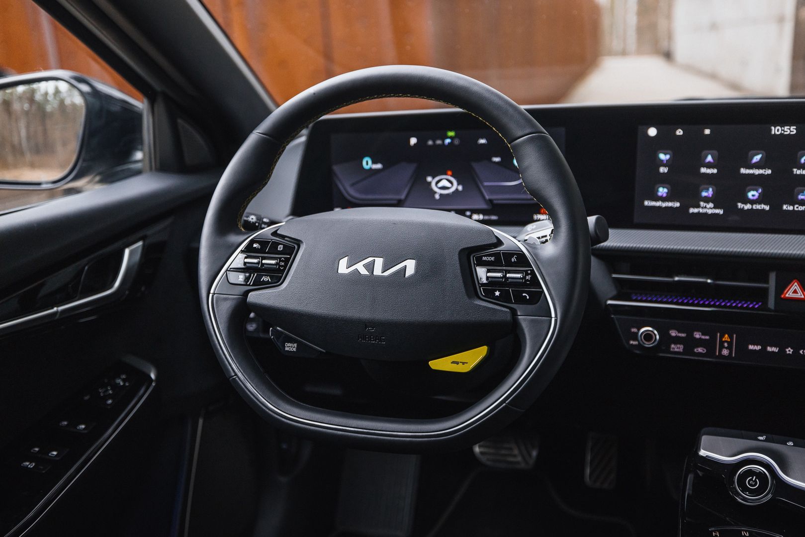 Kia Stinger GT vs. EV6 GT