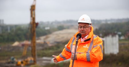 Minister zapowiedział budowę nowych dróg. Zapomniał o kluczowej sprawie