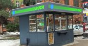 Dlaczego kioski znikają z polskich ulic? Czeka je los budek telefonicznych
