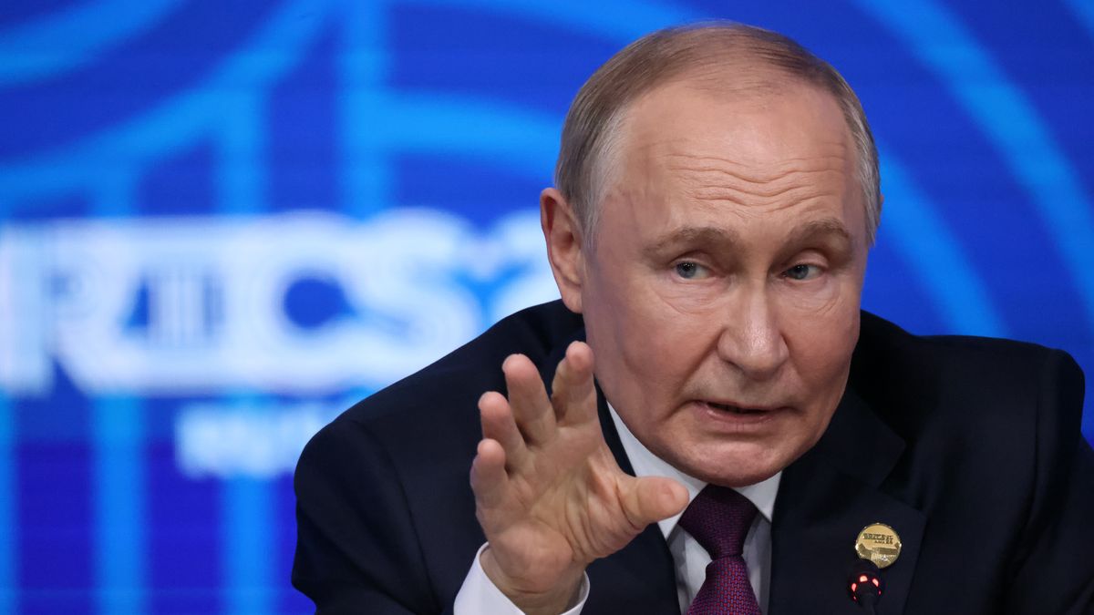 KAZAN, RUSSIA - OCTOBER 24:  (RUSSIA OUT) Russian President Vladimir Putin gestures during his press conference at the BRICS Leader's Summit on October 24, 2024 in Kazan, Tatarstan Republic, Russia. Putin and representatives of 30 countries have gathered in Kazan for the 16th BRICS Summit, taking place from October 22-24.  (Photo by Contributor/Getty Images)