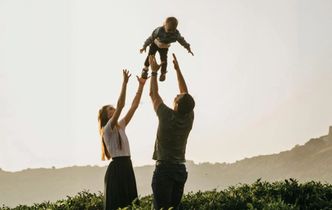 Mama wraca do pracy, tata zostaje z dzieckiem - nowa normalność?