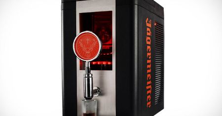 Jägermeister Shotmeister - maszyna do robienia shotów