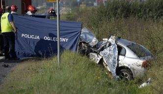 Wypadek koło Sanoka. Dwie osoby nie żyją, a kilkanaście jest rannych