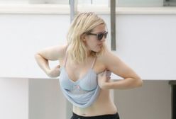 Ellie Goulding przyłapana przez paparazzi. Bez makijażu i bikini też zachwyca?
