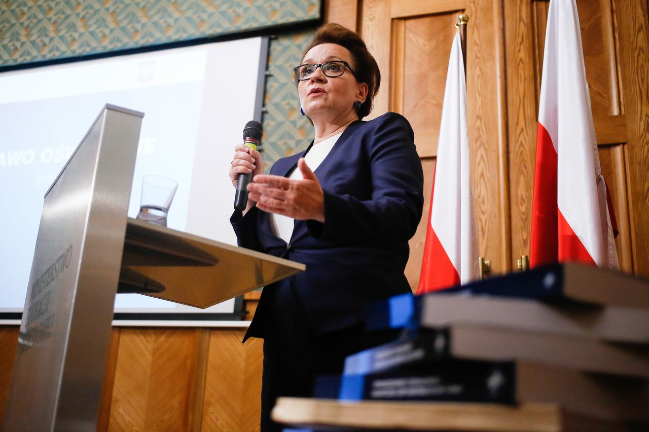 Zalewska: Z ręką na sercu? Reforma edukacji się udała