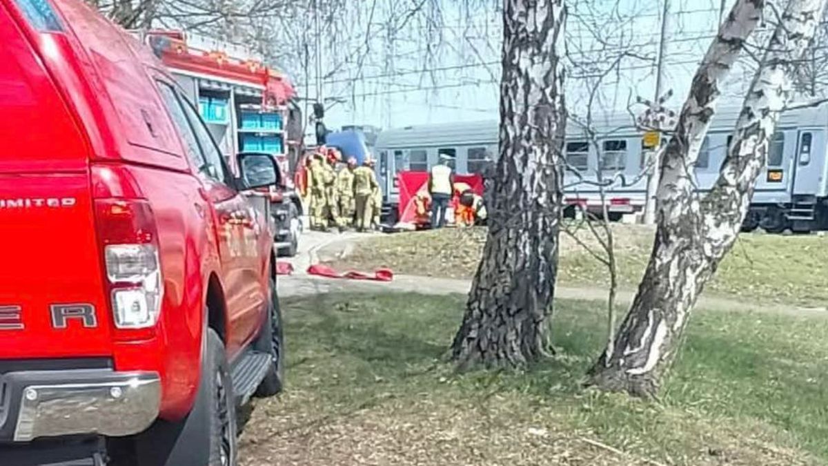 Dramat na torach w Gliwicach. Mężczyzna ciężko ranny