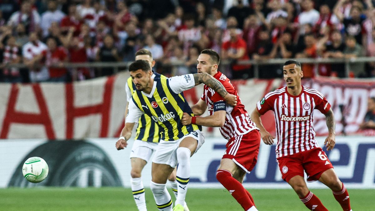 Mecz Ligi Konferencji Europy: Olympiakos Pireus - Fenerbahce Stambuł