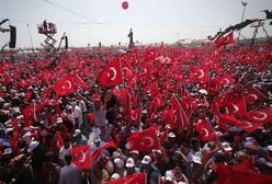 Wielki wiec poparcia dla Recepa Erdogana w Stambule