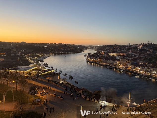 Widok na Porto o zachodzie słońca