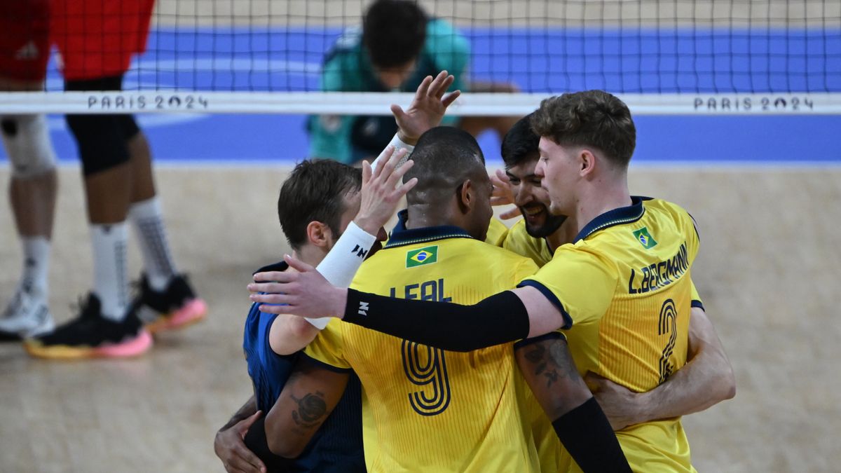 PAP / Adam Warżawa / Na zdjęciu: siatkarze reprezentacji Brazylia