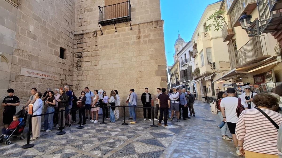 Takie kolejki to w Maladze norma 