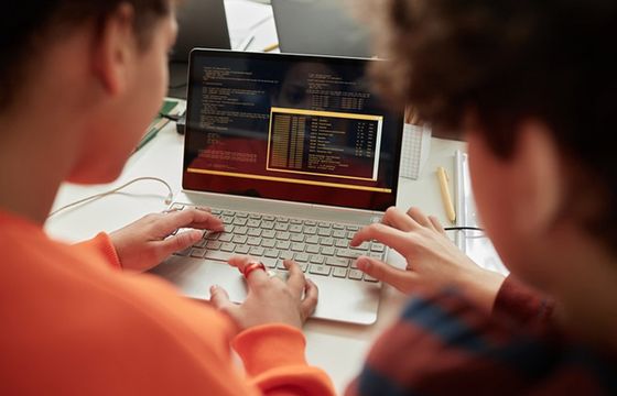 Postęp technologiczny wymusza zmiany w szkołach. Nowe wymagania dotyczą m.in. komputerów