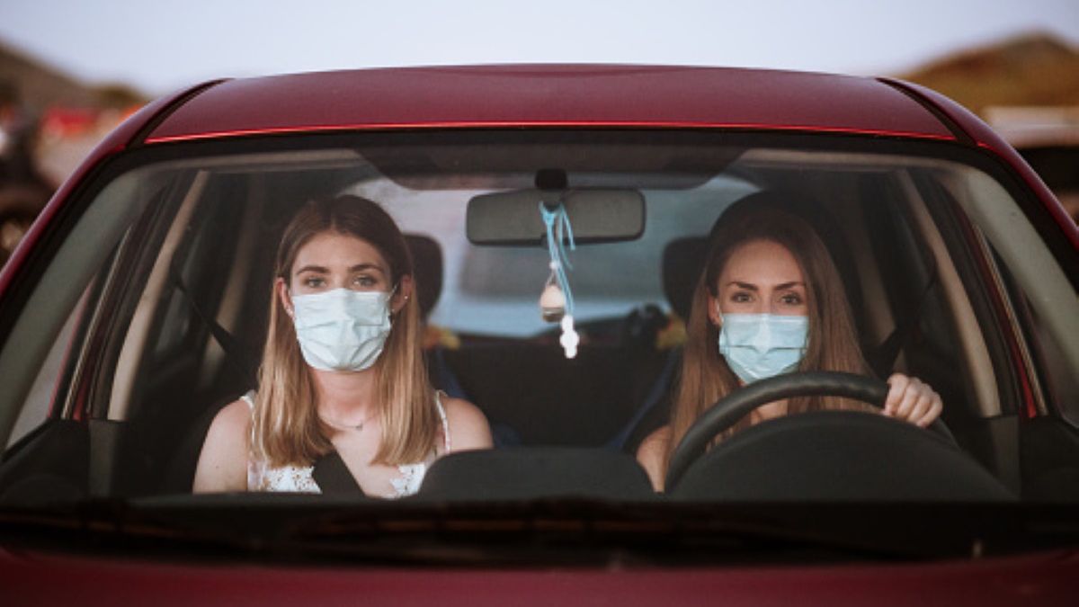 Czy podczas jazdy samochodem należy zasłaniać usta i nos?