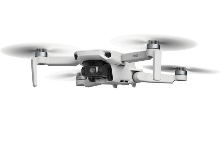DJI Mini SE właśnie wylądował. Oto malutki dron, który może latać do 30 minut 2