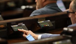 Nowe świadczenie. Sejm zgodny jak nigdy, uchwalił dodatek 200 zł za każdy miesiąc