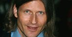 Crispin Glover kręci filmy i pije