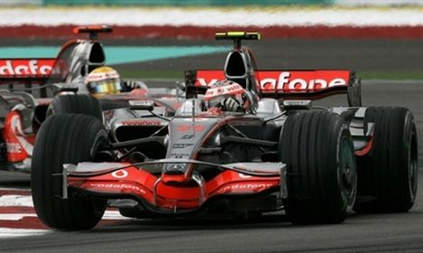 Kierowcy McLarena ukarani, Kubica 4.!
