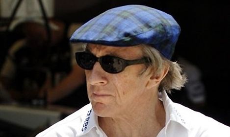 Jackie Stewart: Ferrari jest faworyzowane