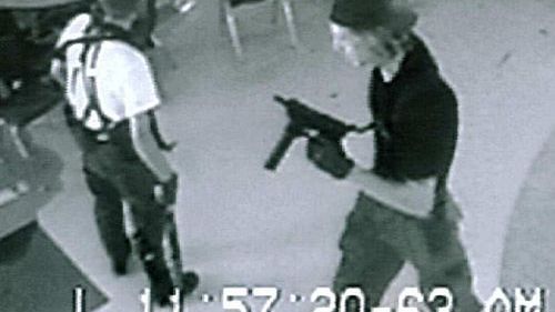 Czy ktoś pomyślał o rodzicach strzelców z Columbine? [zwiastun] 1