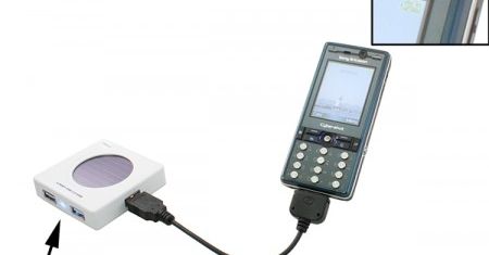 Przenośny hub USB z panelem słonecznym i baterią