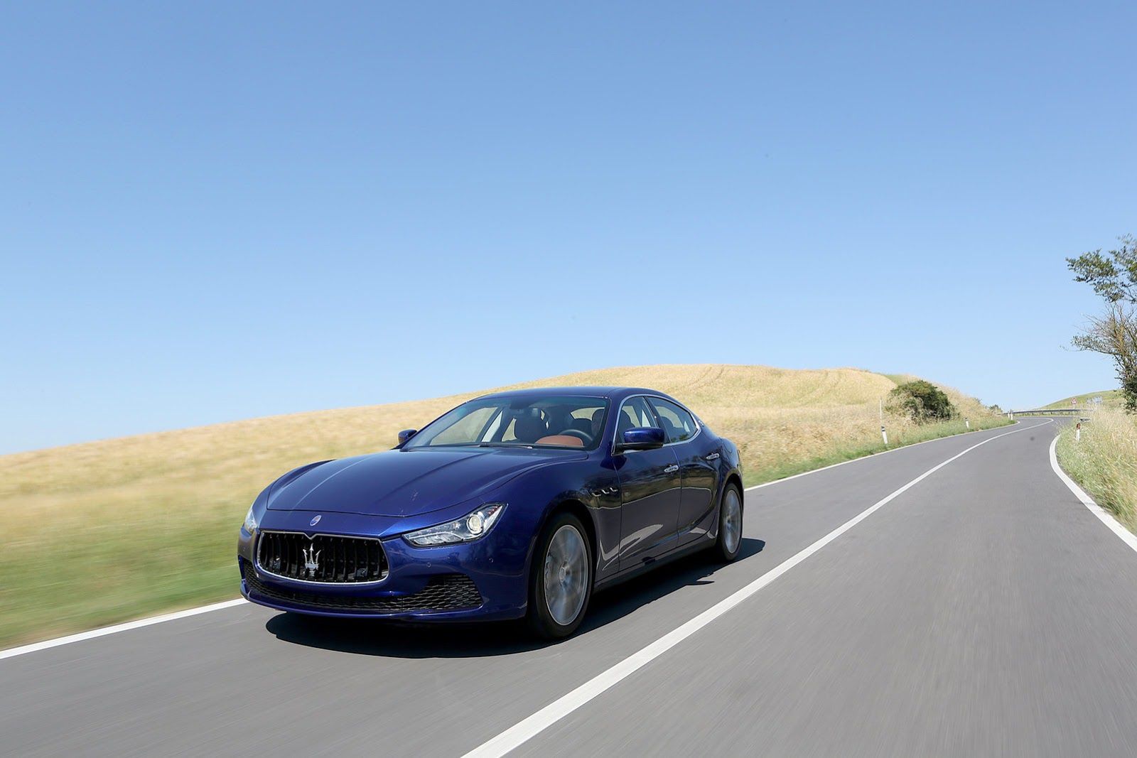 2014 Maserati Ghibli - Włosi wiedzą, co to piękno [galeria] 140
