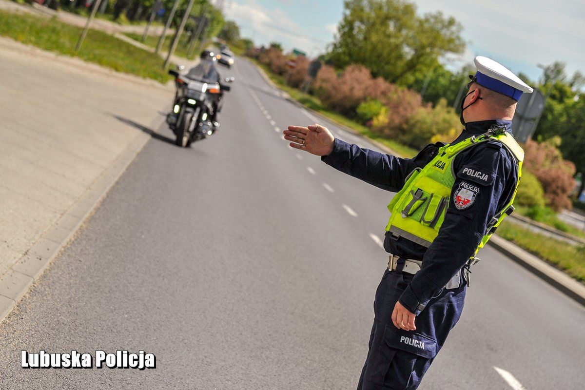 Policja zatrzymała motocyklistę / zdjęcie ilustracyjne