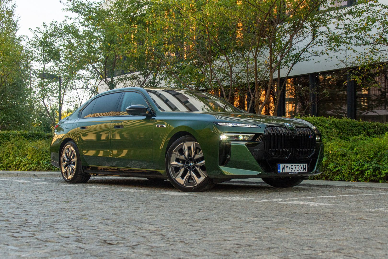 BMW M760e xDrive