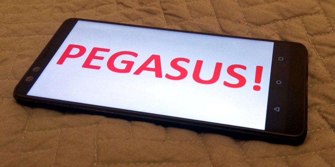 Pegasus. Jak działa i z czego wynika brak pełnych informacji