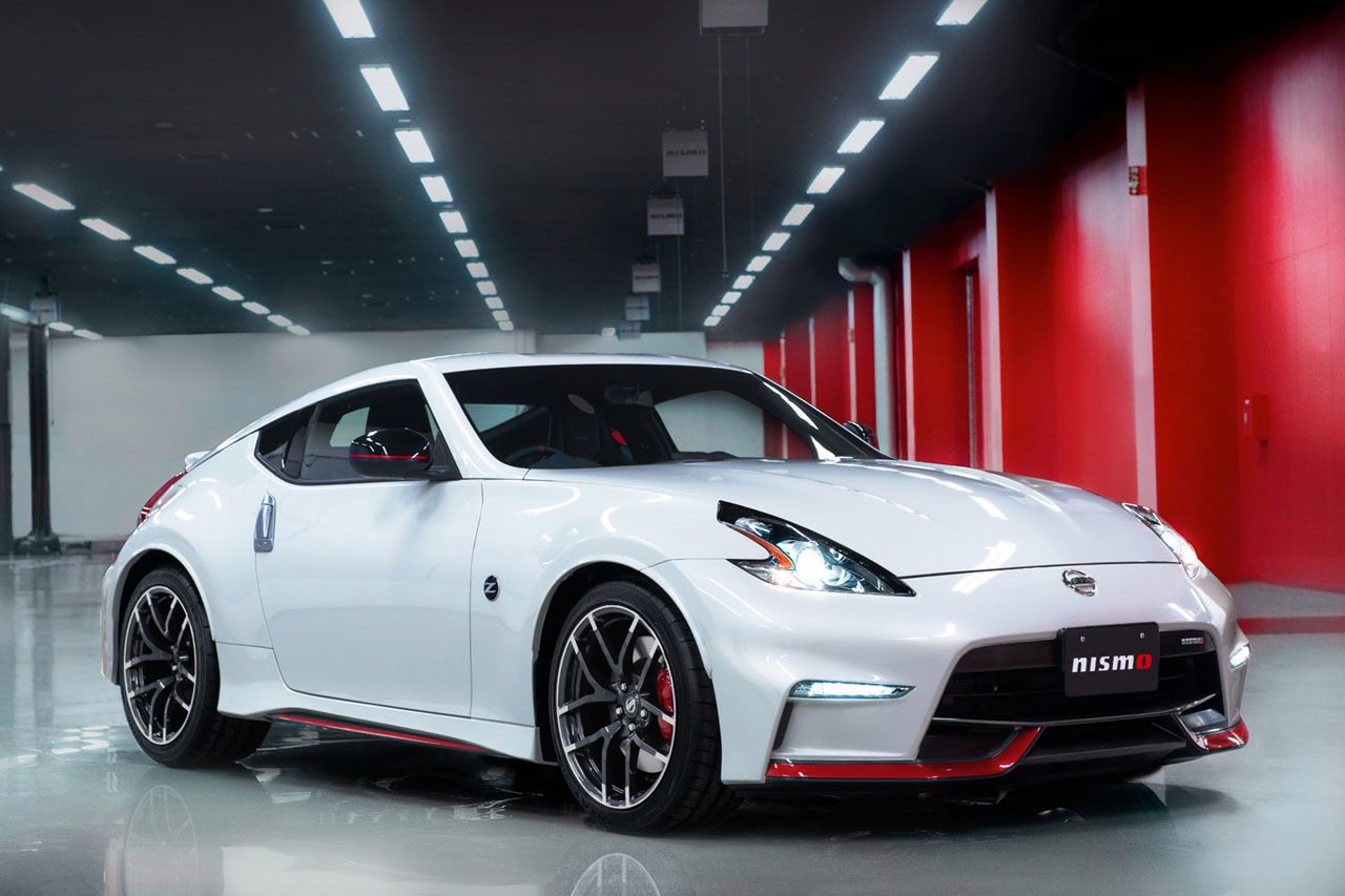 Nissan 370Z Nismo na sezon 2015 [aktualizacja]