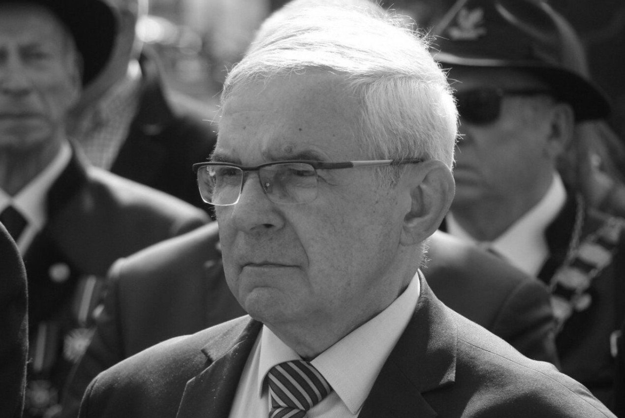 Krzysztof Kaczmarek (1954-2025) był wicestarostą krotoszyńskim (1998-2014) i sekretarzem powiatu krotoszyńskiego (2015-2021)