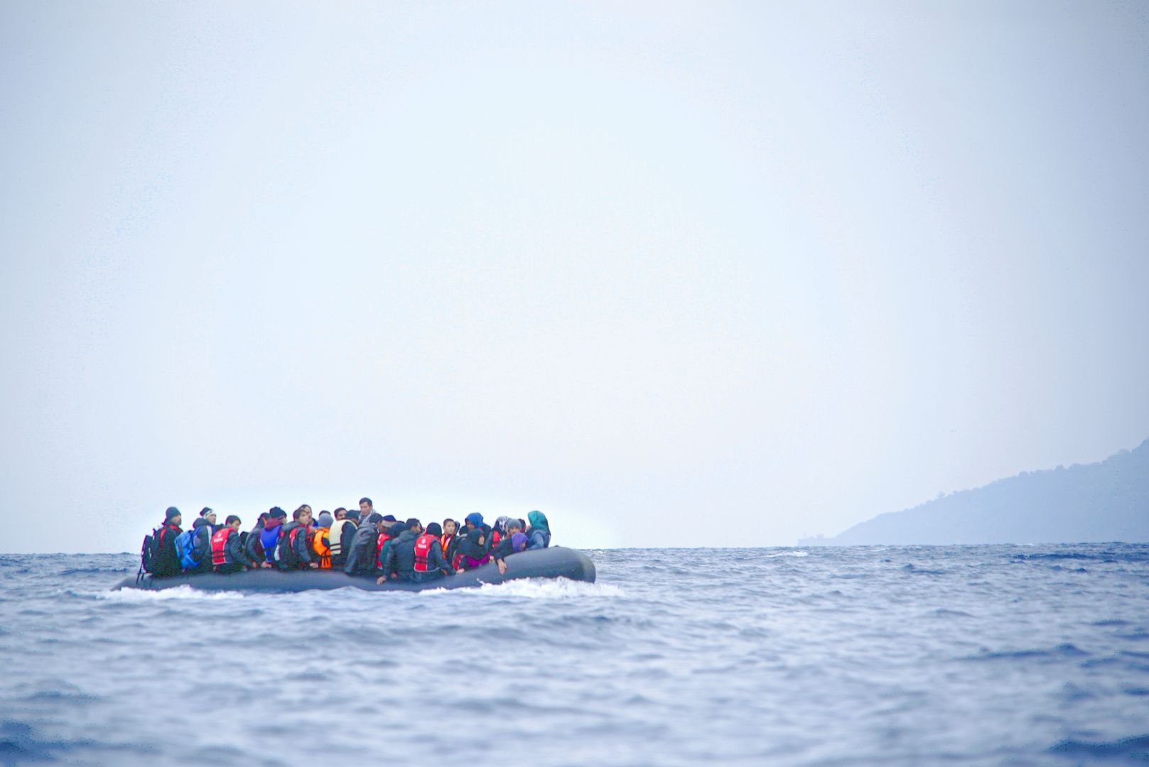 Tragedia na Morzu Śródziemnym. Sześciu migrantów zginęło, 40 zaginionych