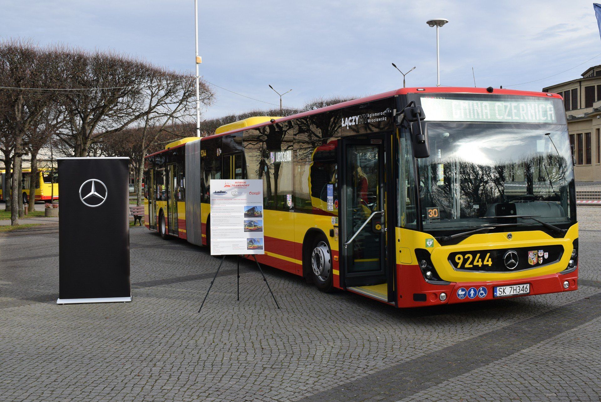 Nowoczesne autobusy połączą aglomerację wrocławską