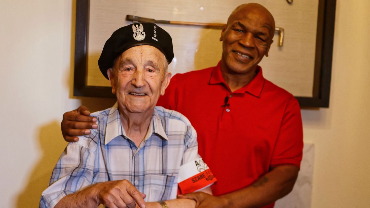 PAP / Na zdjęciu: Bolesław Wojewódzki (L) i Mike Tyson (P)