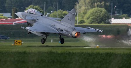 Setki ukraińskich żołnierzy w Czechach. Mieszkańcy boją się Rosji