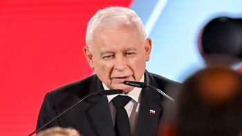 Jarosław Kaczyński prywatnie. Jego mama wspominała, że "BYŁA TAKA PANI", z którą się SPOTYKAŁ. O kim mowa?