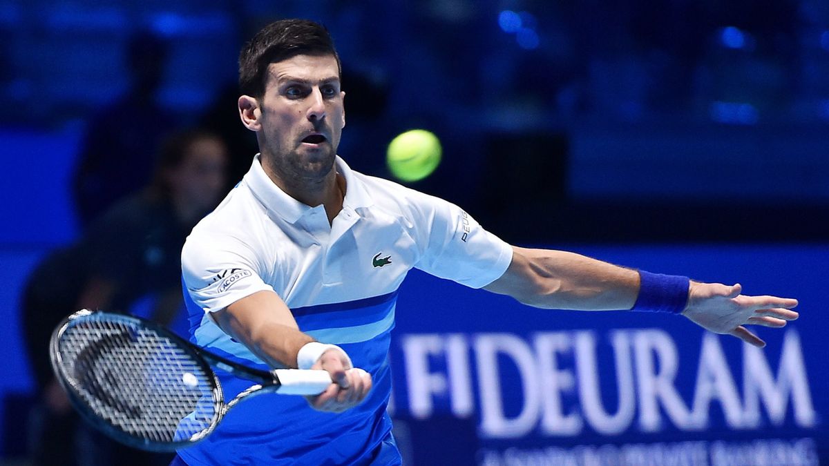 Zdjęcie okładkowe artykułu: PAP/EPA / ALESSANDRO DI MARCO / Na zdjęciu: Novak Djoković