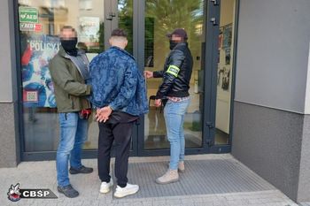 Czterech przestępców ujętych. Zatrzymani przez "łowców cieni"