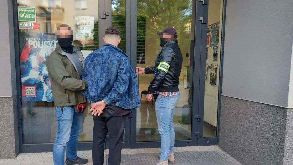 "Łowcy cieni" zatrzymali czterech groźnych przestępców, poszu
